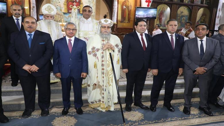 محافظ بني سويف يشهد قداس عيد القيامة بمطرانية ببا
