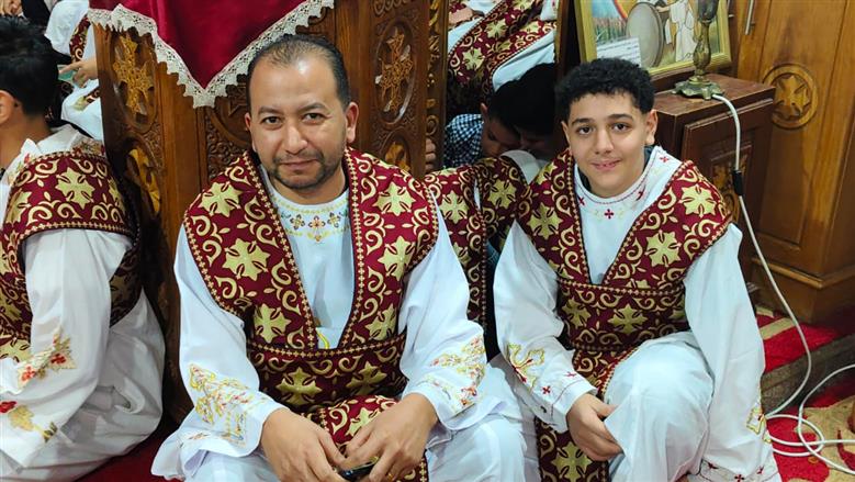 الشمامسة الأطفال يشاركون في القداس بكنيسة الأنبا بيشوي ببورسعيد 