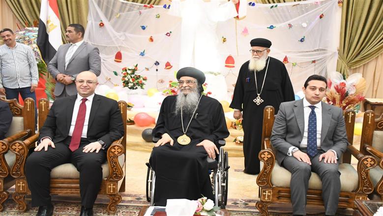 محافظ الفيوم يزور دير الأنبا إبرام للتهنئة بعيد القيامة المجيد