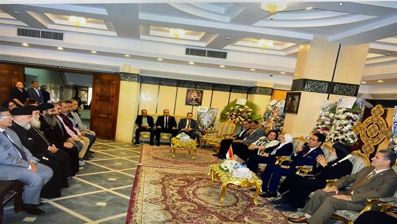 رئيس جامعة بنها يقدم التهنئة للأخوة المسيحيين بعيد القيامة المجيد في مطرانية بنها والكنيسة الإنجيلية    