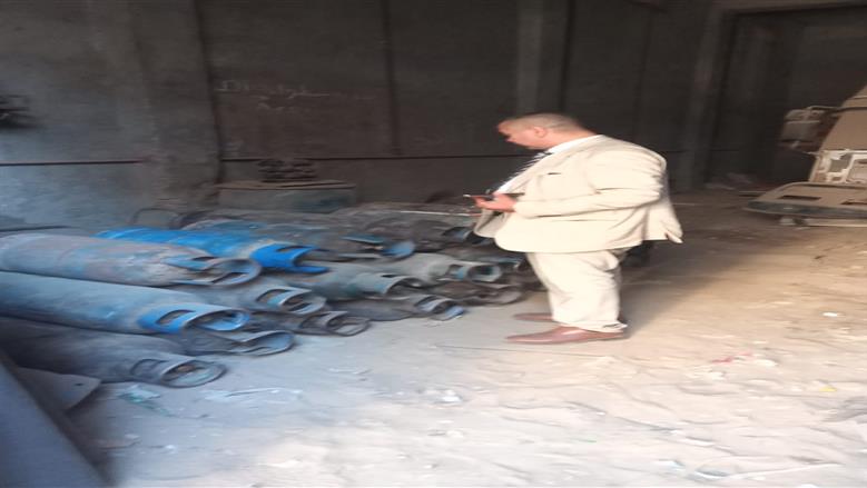 وكيل وزارة التموين بالفيوم أثناء التفتيش على محطات البنزين