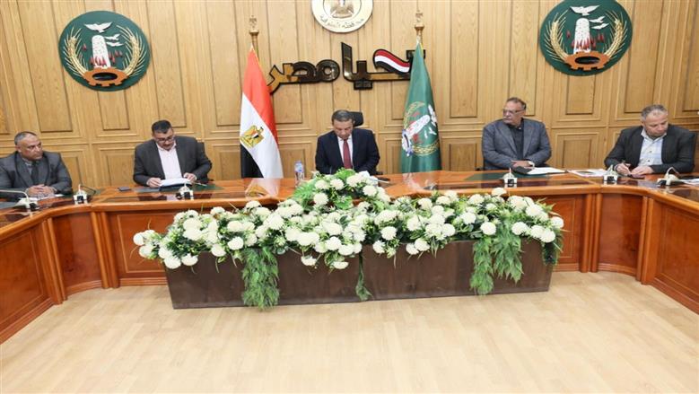 اجتماع محافظ المنوفية