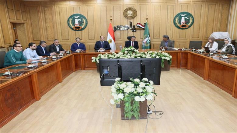 اجتماع محافظ المنوفية