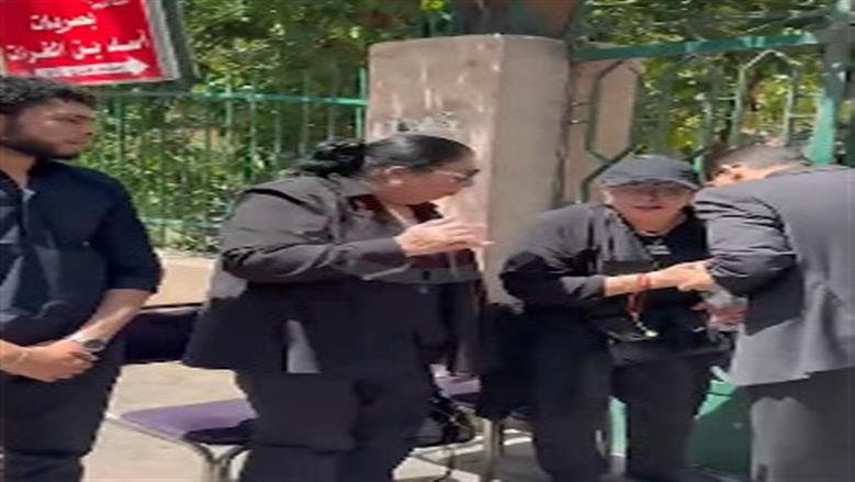 تشييع جثمان جد أبناء سيد رجب وسط تأثر أميرة بهي الدين (صور)