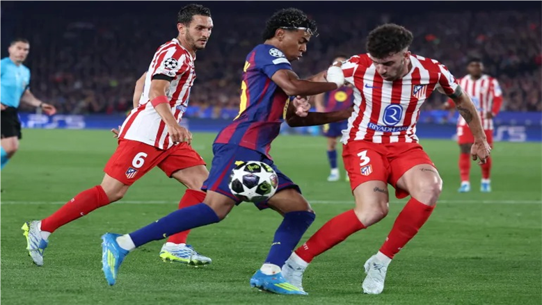مباراة أتلتيكو مدريد وبرشلونة