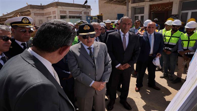 زيارة الفريق أسامة ربيع الي السويس