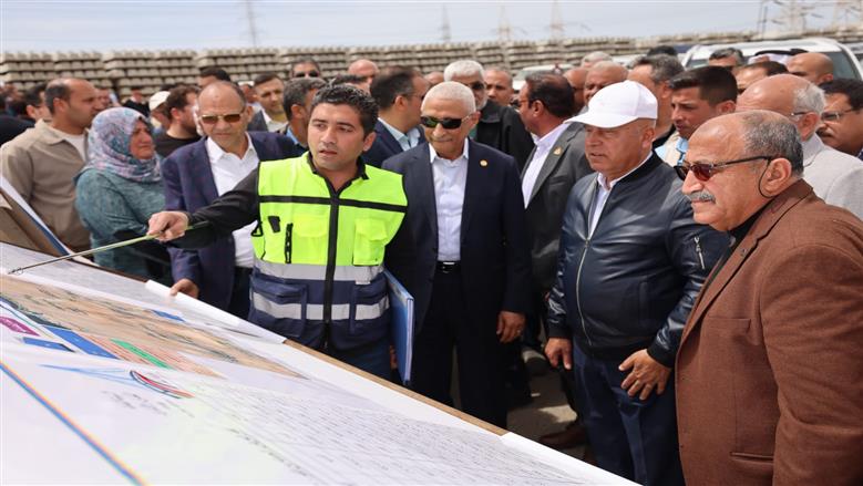  وزير النقل يتفقد مشروع خط سكة حديد بئر العبد- العريش -  طابا