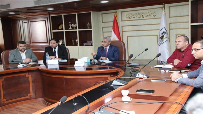 لقاء محافظ بني سويف بالصحفيين