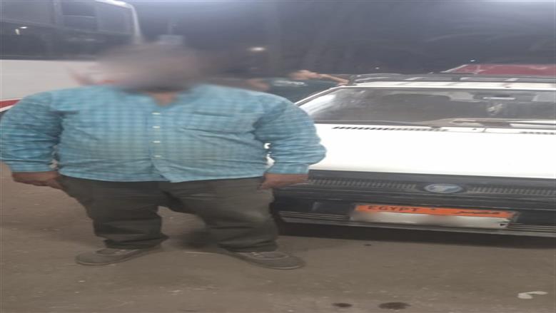 محافظ أسيوط يوجه بضبط سائق تاكسي خالف التعريفة المقررة بعد شكوى مواطن