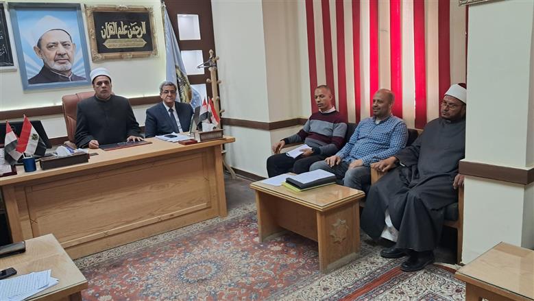 خلال تنسيق قيادات منطقة مطروح الأزهرية إجراءات امتحانات الفصل الدراسي الثاني