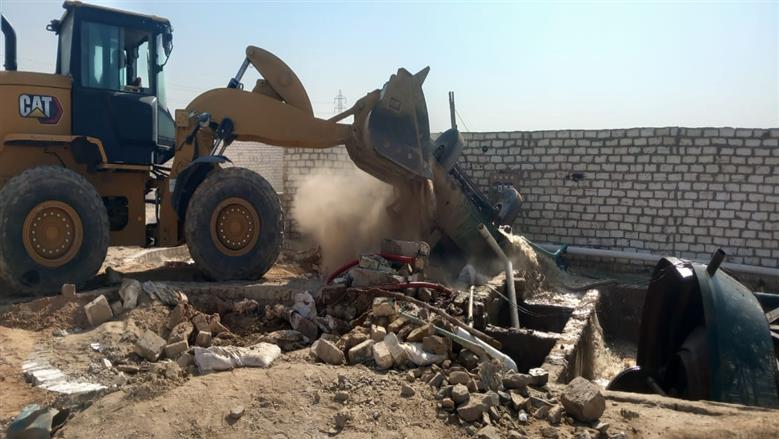 إزالة 4 طواحين ذهب غير مرخصة واسترداد 9 آلاف متر أراضي في قوص بقنا