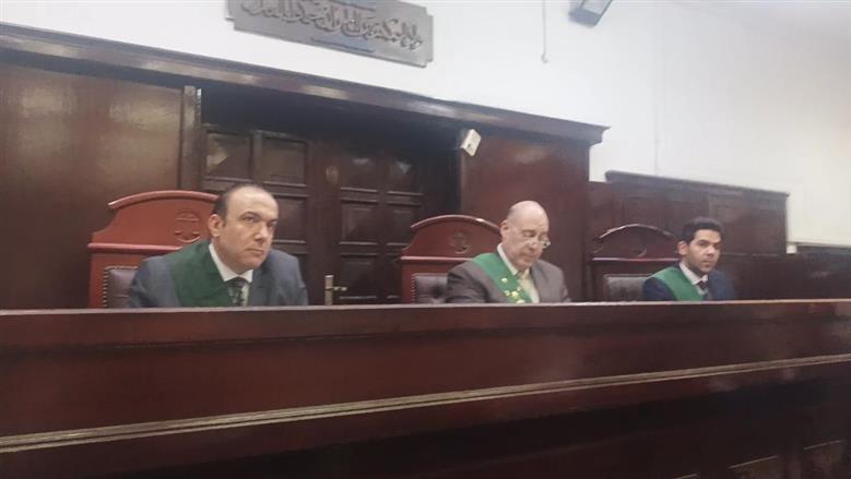 «جنايات الدقهلية» تحيل أوراق المتهمين بقتل صاحبهما إلى المفتي