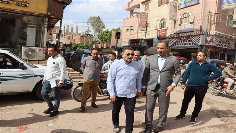 محافظ القليوبية يُجري جولة ميدانية بقرية 