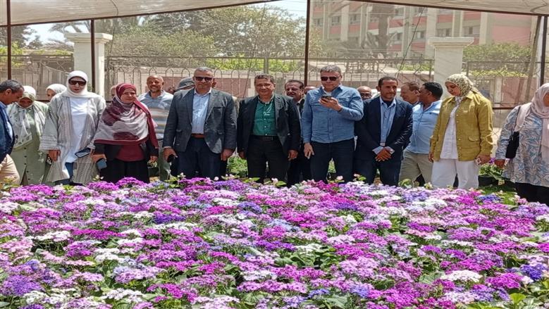 انطلاق معرض زهور الربيع السنوي في القناطر الخيرية ...زراعات وزهور علي كل لون