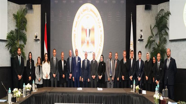 على هامش التوقيع