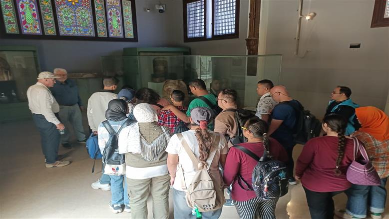 مجمع الأديان يستقبل الأطفال ذوي الإعاقة ضمن جولات أتوبيس الفن