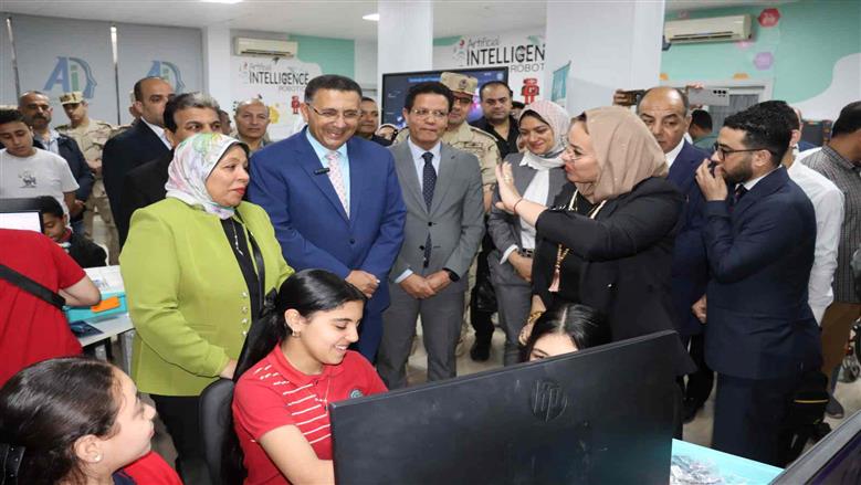 اطلاق أول مركز للذكاء الاصطناعي والتحول الرقمي بمدارس بنها.. خطوة نحو المستقبل