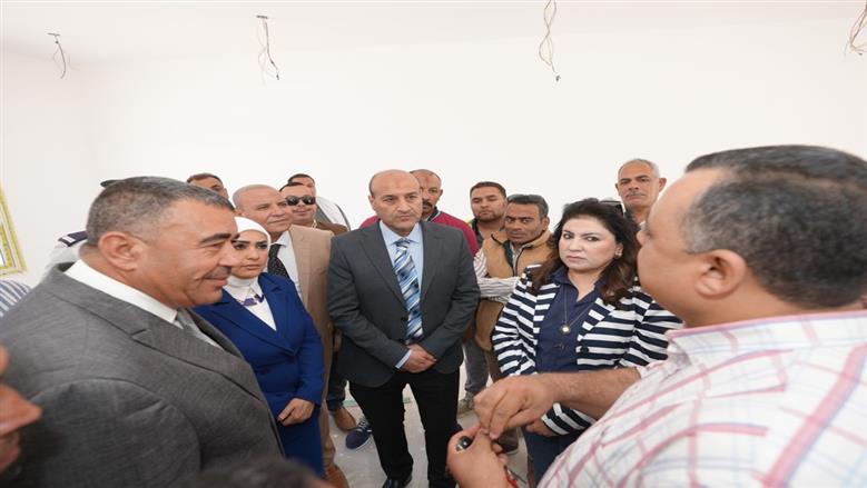 محافظ أسيوط يتفقد مشروع إنشاء مصنع مركزات الرمان والحاصلات الزراعية بالبداري