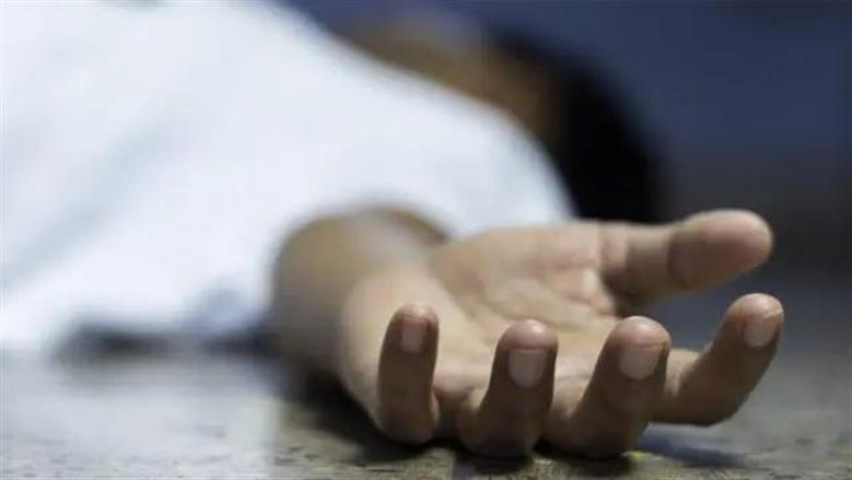 جريمة تهز أكتوبر.. مصرع طفل بعصا خشبية على يد «حلاق»  داخل مول شهير