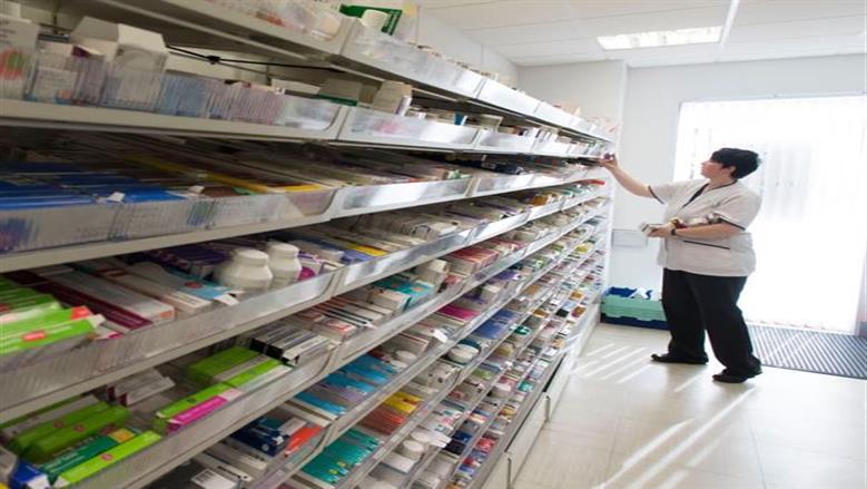 «الجارديان»: الحرب الإيرانية رفعت أسعار بعض الأدوية عالميا بنسبة تصل إلى 30%