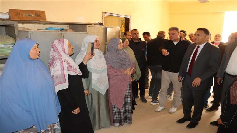 محافظ القليوبية : دراسة أوضاع المصانع غير المرخصة وبحث سبل تقنين الأنشطة القائمة و دعم أصحاب المصانع