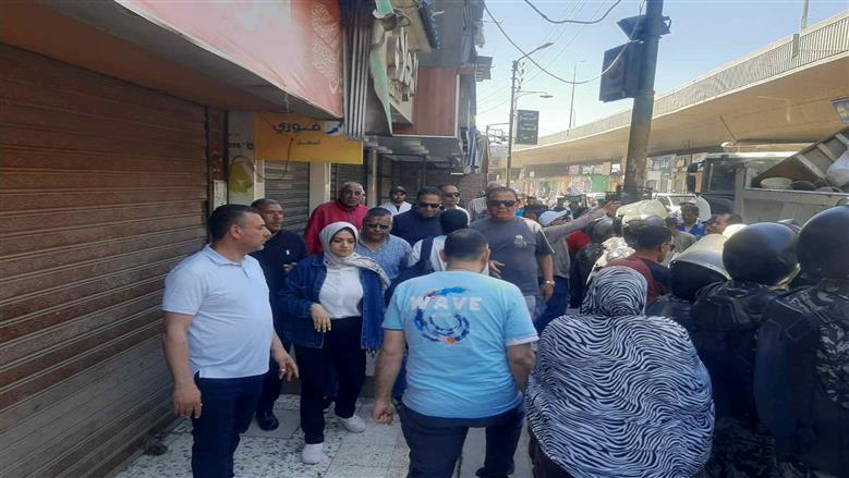 بتكليف من محافظ القليوبية...نائب المحافظ تقود حملة مكبرة لرفع الإشغالات بمنطقة ميدان كامليا وعزبة السوق بمدينة بنها