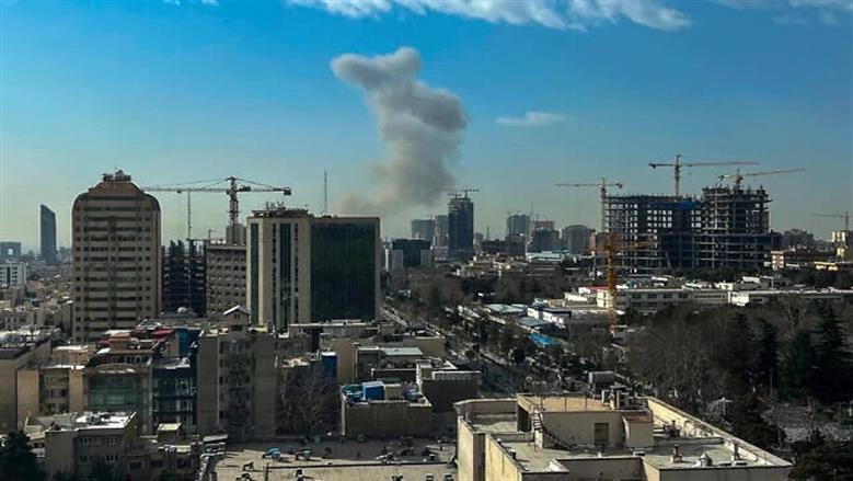 إسرائيل تنفي شن هجوم على إيران.. وطهران تعلن التصدي لأهداف معادية