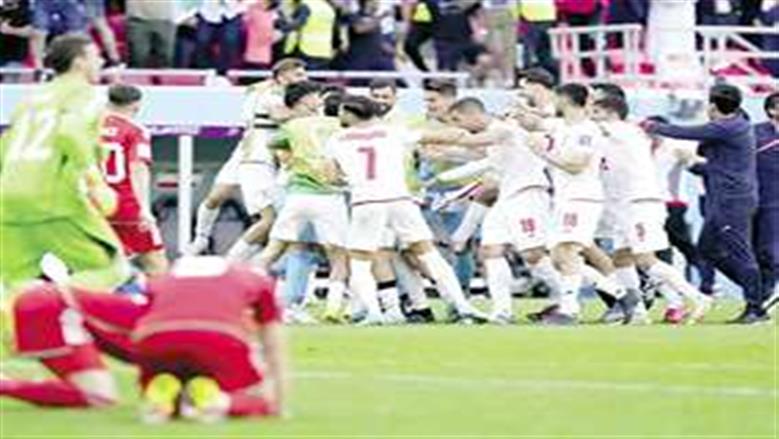 «الكرة» نزلت الحرب.. مبعوث ترامب يستخدم السلاح الجديد لمحاربة مشاركة إيران بالمونديال وضغوطات على «فيفا» لدخول إيطاليا بدلا منها في مجموعة مصر