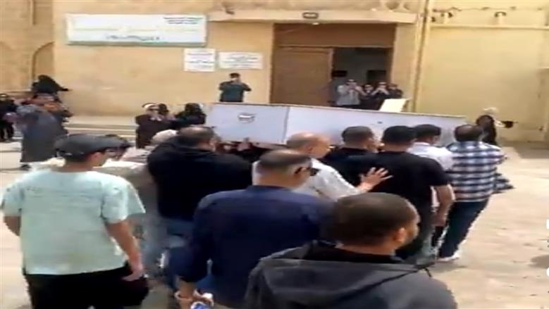 تشييع جثمان الدكتور ضياء العوضي الى مثواه الأخير عقب أداء صلاة الجنازة بالعبور