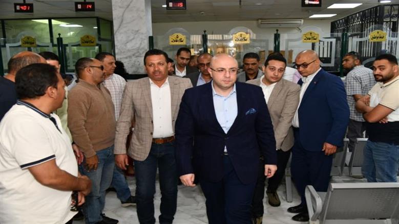 غنيم يتفقد المركز التكنولوجي بيوسف الصديق ويستمع للمواطنين