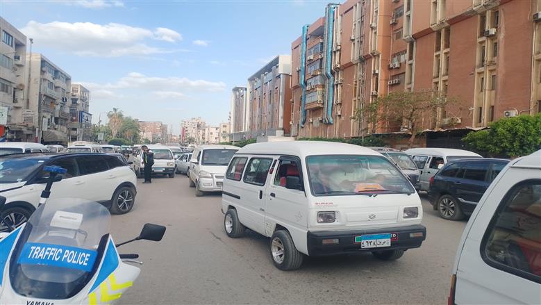 «الداخلية» تكشف حقيقة التكدسات المرورية وهبوط محور 26 يوليو في الجيزة