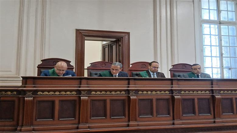 جنايات الإسكندرية تحيل أوراق المتهمين بقتل شاب في العجمي إلى المفتي