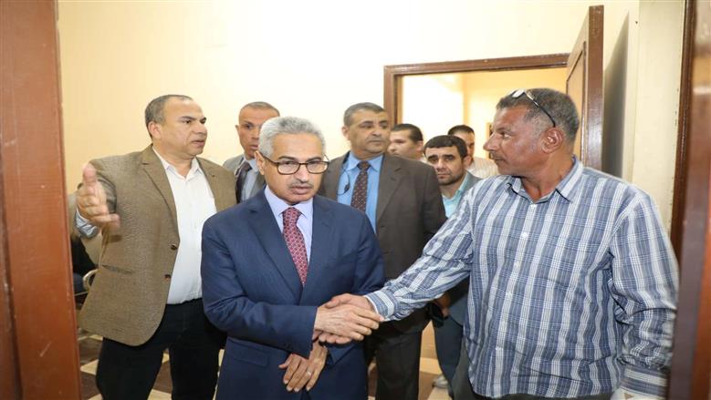 محافظ بني سويف يُفاجئ الوحدة المحلية والصحية ببياض العرب