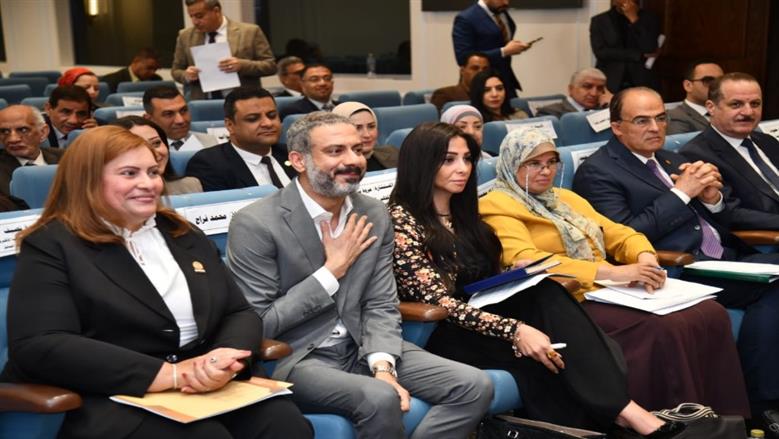 الفنان محمد فراج يشارك في اجتماع «تضامن النواب» لمناقشة قانون الأحوال الشخصية
