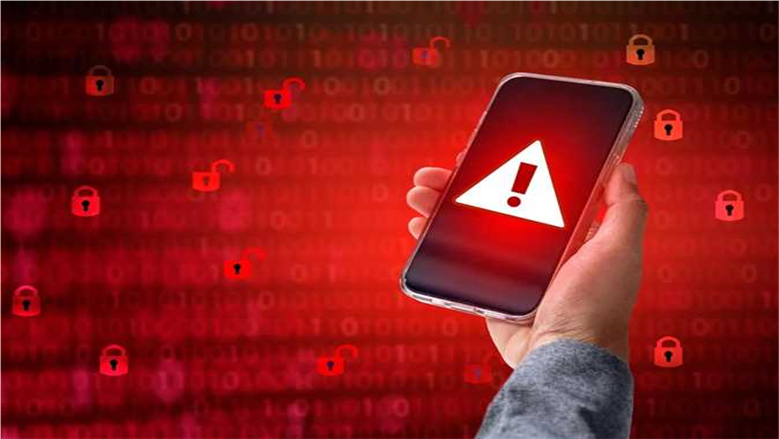 لو بطاريتك بتخلص بسرعة.. اعرف علامات اختراق موبايلك وكيف تحمي خصوصيتك