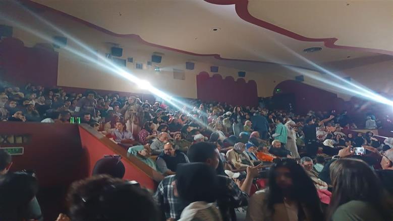 عروض مجانية وأفلام عالمية.. مهرجان الإسكندرية للفيلم القصير يجذب الجماهير (صور)