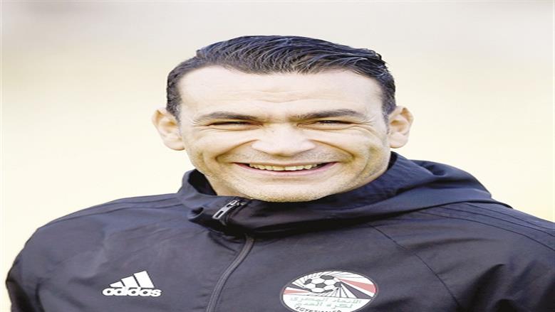 عصام الحضري
