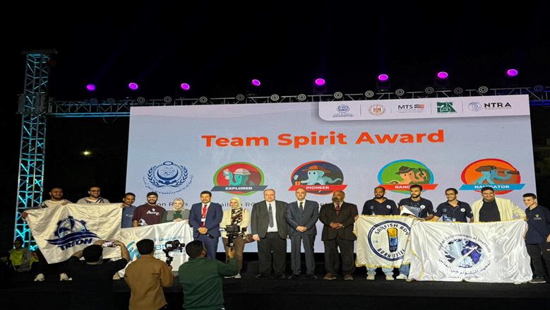 فوز فريق “AQUAVENTURES” بهندسة بنها الأهلية بجائزة “Team Spirit Award” في مسابقة MATE ROV 2026