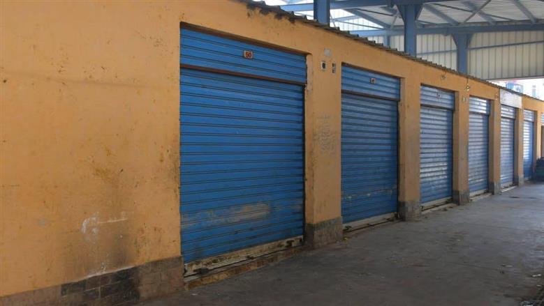 محافظ بورسعيد يتفقد محيط الأسواق