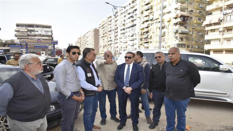 محافظ بورسعيد يتفقد محيط الأسواق