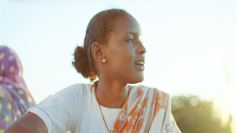 طرح الإعلان التشويقي للفيلم السوداني ملكة القطن قبل عرضه في دور السينما