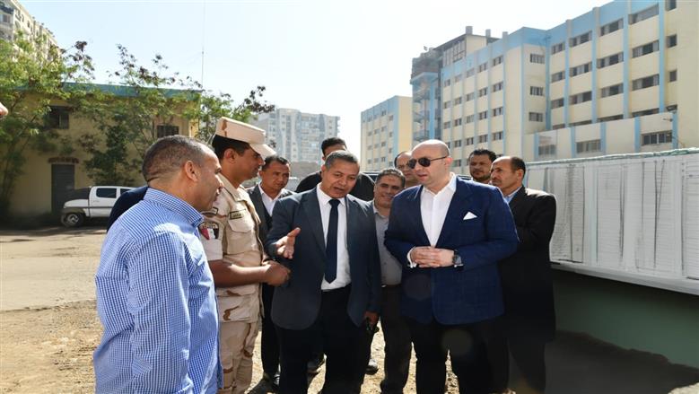 محافظ الفيوم يتفقد أعمال توريد القمح المحلي