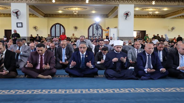 وزير الأوقاف ومحافظ الجيزة يؤديان صلاة الجمعة بمسجد خديجة بنت خويلد