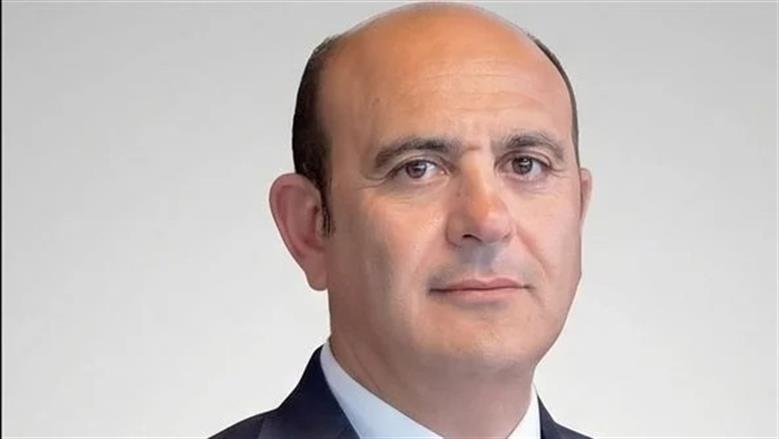  بعد شهر ونصف من توليه المنصب.. وفاة عمرو النقلي نائب رئيس بنك مصر في حادث 