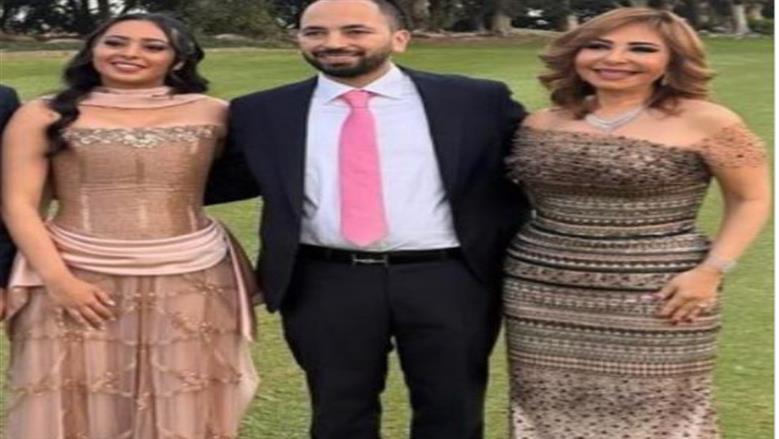 الجمهور يتفاعل مع إطلالة لميس الحديدي في خطوبة ابنها