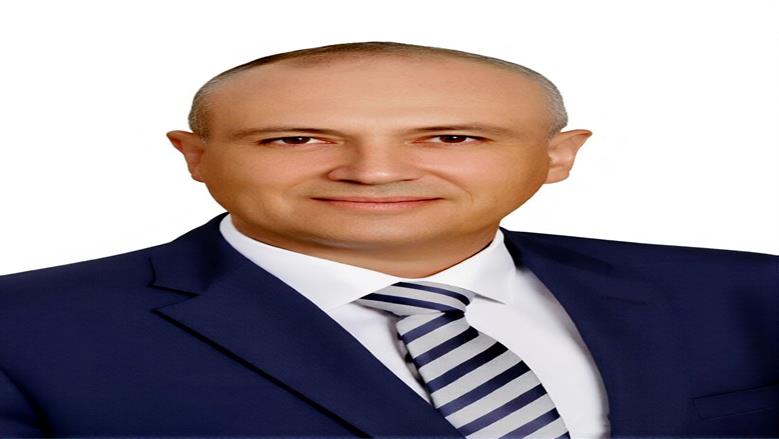 رئيس مدينة مرسي مطروح يحذر من دفع أموال لأشخاص خارج المركز التكنولوجي بشأن الإعلانات