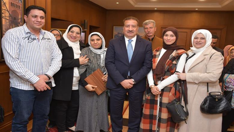 محافظ بورسعيد يكرم الأمهات المثاليات