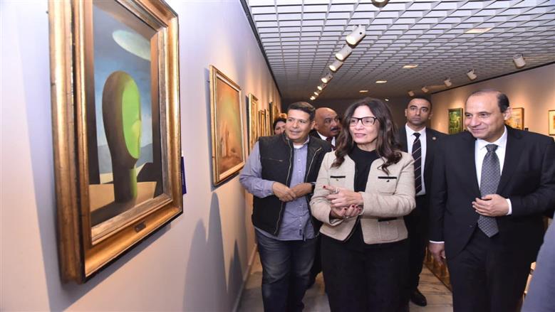 وزيرة الثقافة تفتتح معرض كنوز مقتنيات الأوبرا التشكيلية