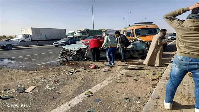 الإسعاف أثناء نقل المصابة والمتوفين - أرشيفية