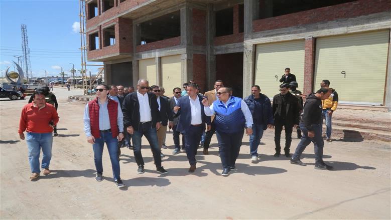  محافظ كفر الشيخ يتفقد مشروع المول التجاري والترفيهي وأعمال التطوير بمصيف بلطيم